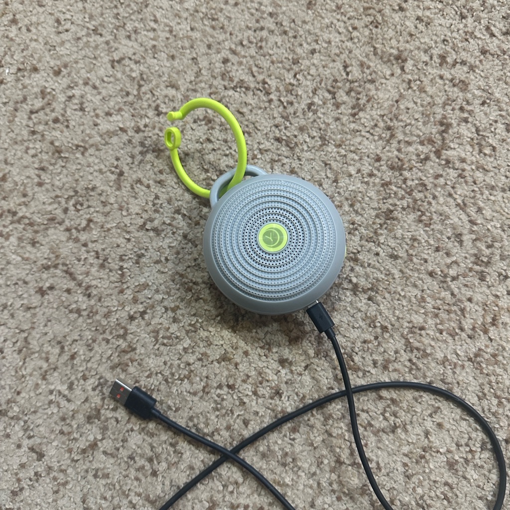 Hush Baby Portable Sound Machine With Charger
